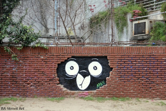 apen arte urbano buenos aires street art bear osito © BA Street Art Tours buenosairesstreetart.com