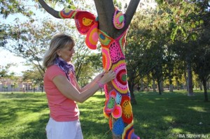 yarn bombing licia santuz buenos aires tejidos buenosairesstreetart.com