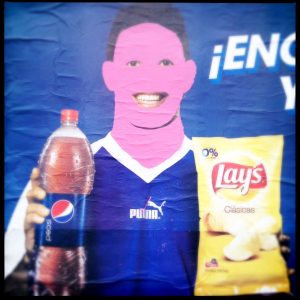culture jamming poster lays crisps sergio aguero buenos aires graffiti buenosairesstreetart.com