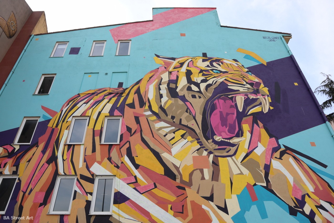 arlin tiger mural istanbul kadikoy turkey mural festival street art urban art graffiti tigre 
