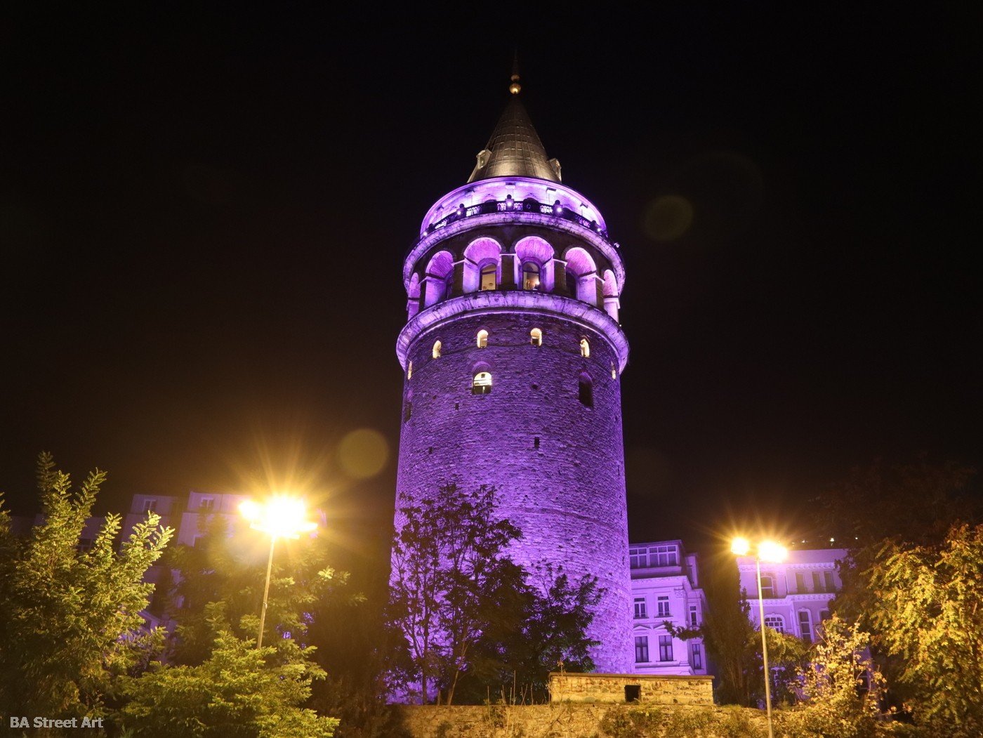galata tower istanbul turkey tourism torre turquia at night noche artesan fair souvenirs