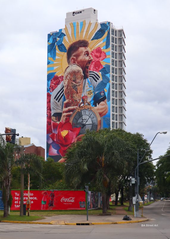Biggest mural in the world painted by Cobre Art of Messi in Santa Fe